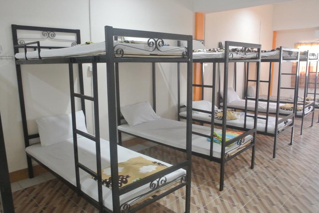 ויינטיאן Orange Backpacker Hostel חדר תמונה