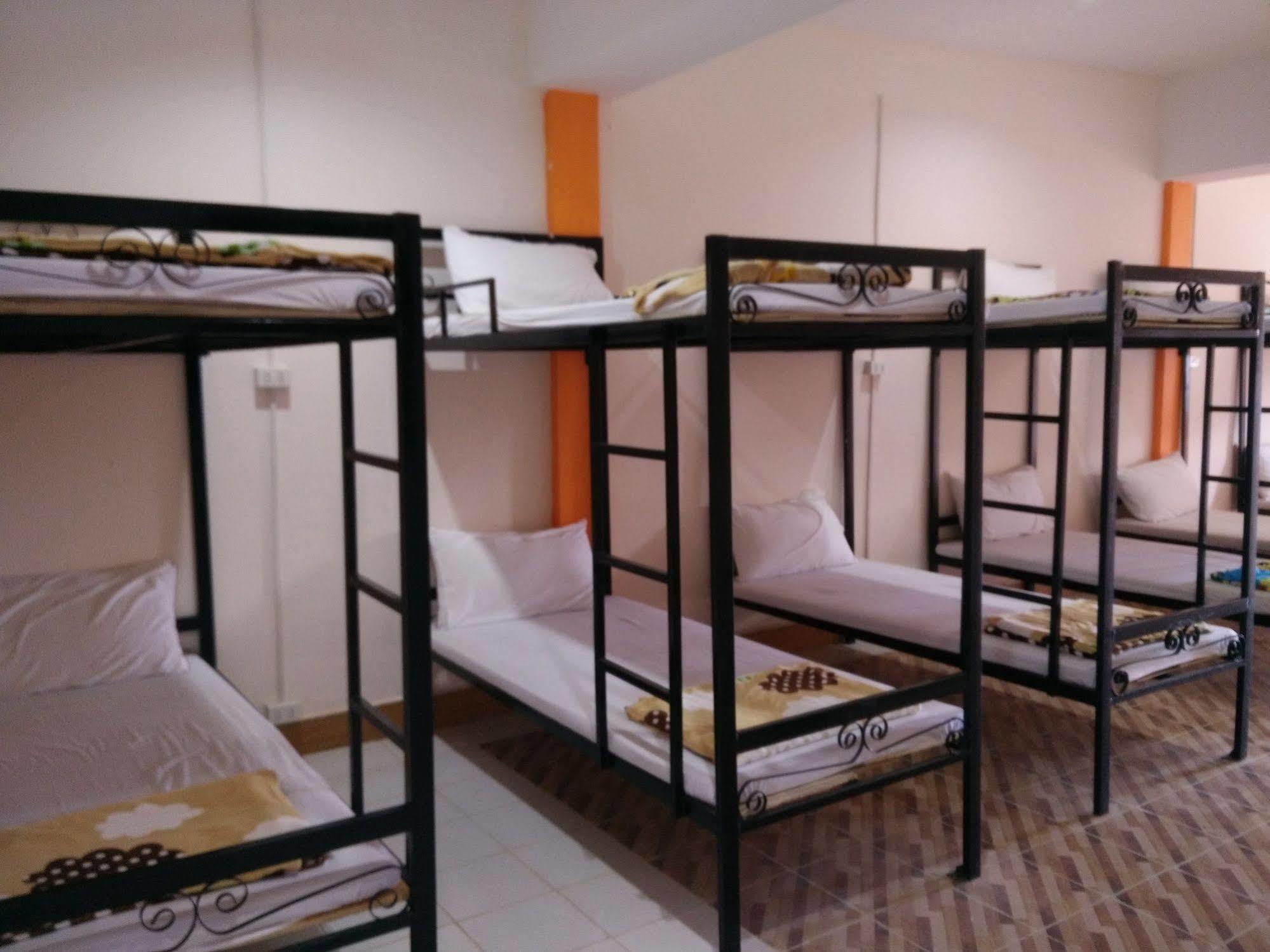 ויינטיאן Orange Backpacker Hostel מראה חיצוני תמונה